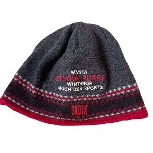 Swix Wool Ski Cap MVSTA Methow Pursuit Grey Red OS